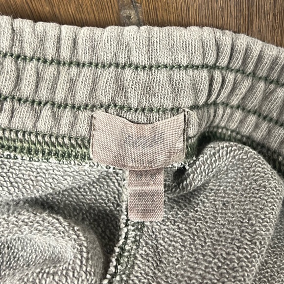 Aerie House Party High Rise Skater Athleisure Pant Festive Olive Size Medium - Picture 6 of 8